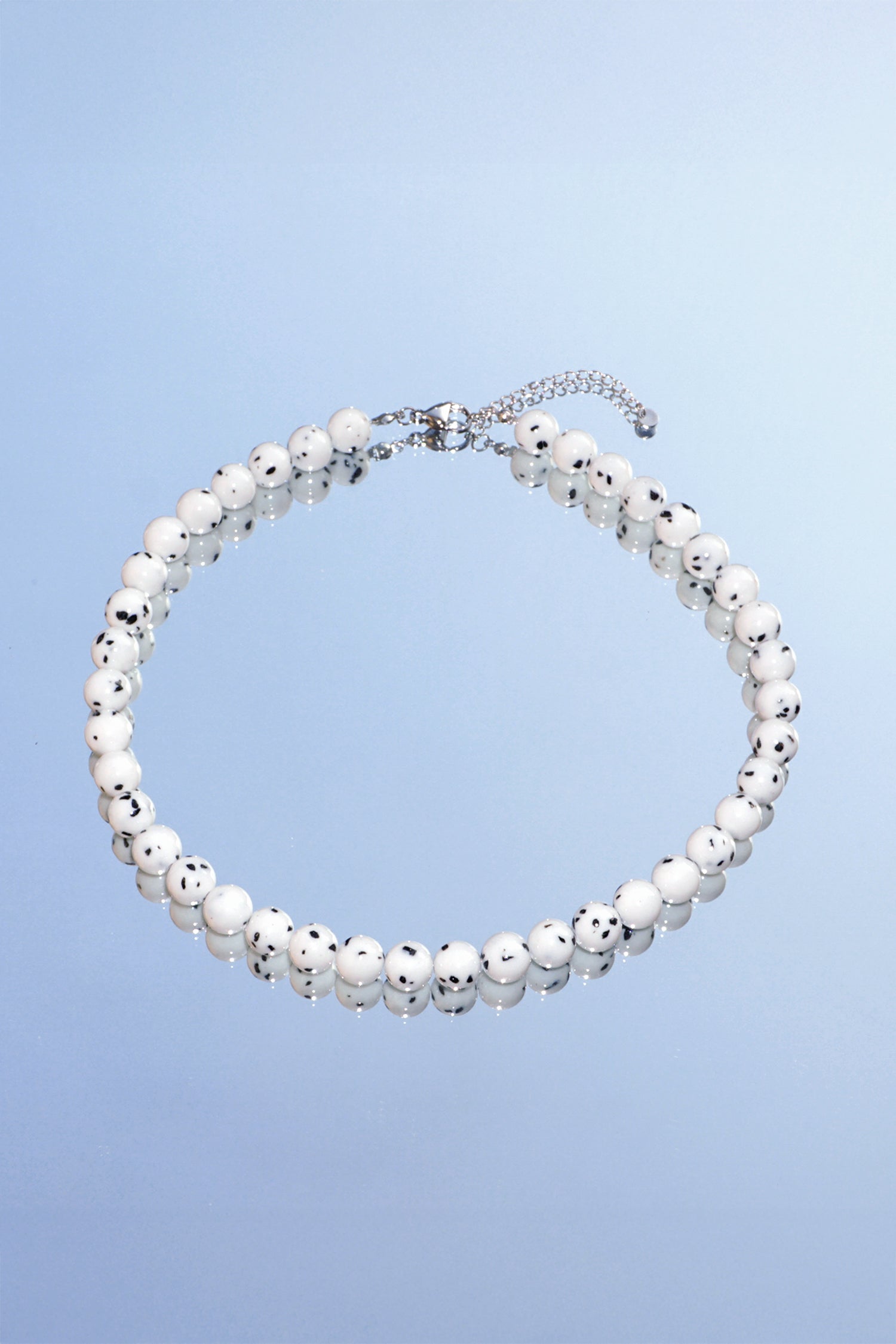 DALMATIAN BEAD NECKLACE