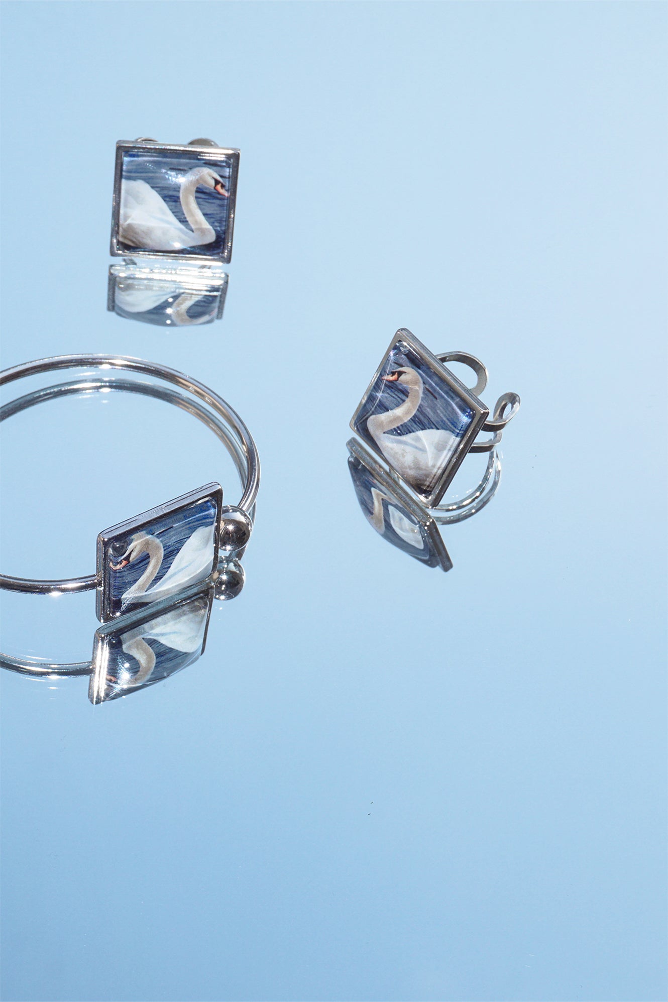 SWAN RING