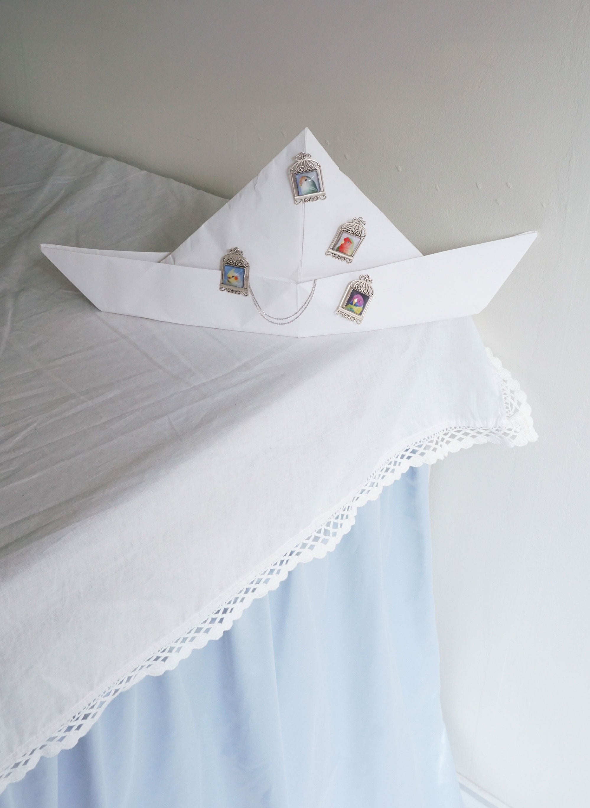 BIRDCAGE BROOCH (5 COLORS)