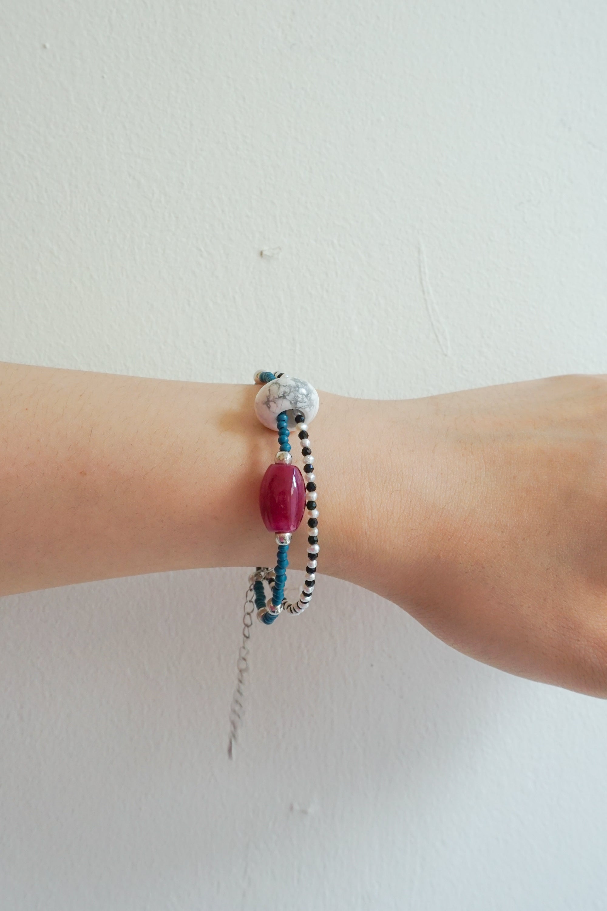 WORRY STONE BRACELET