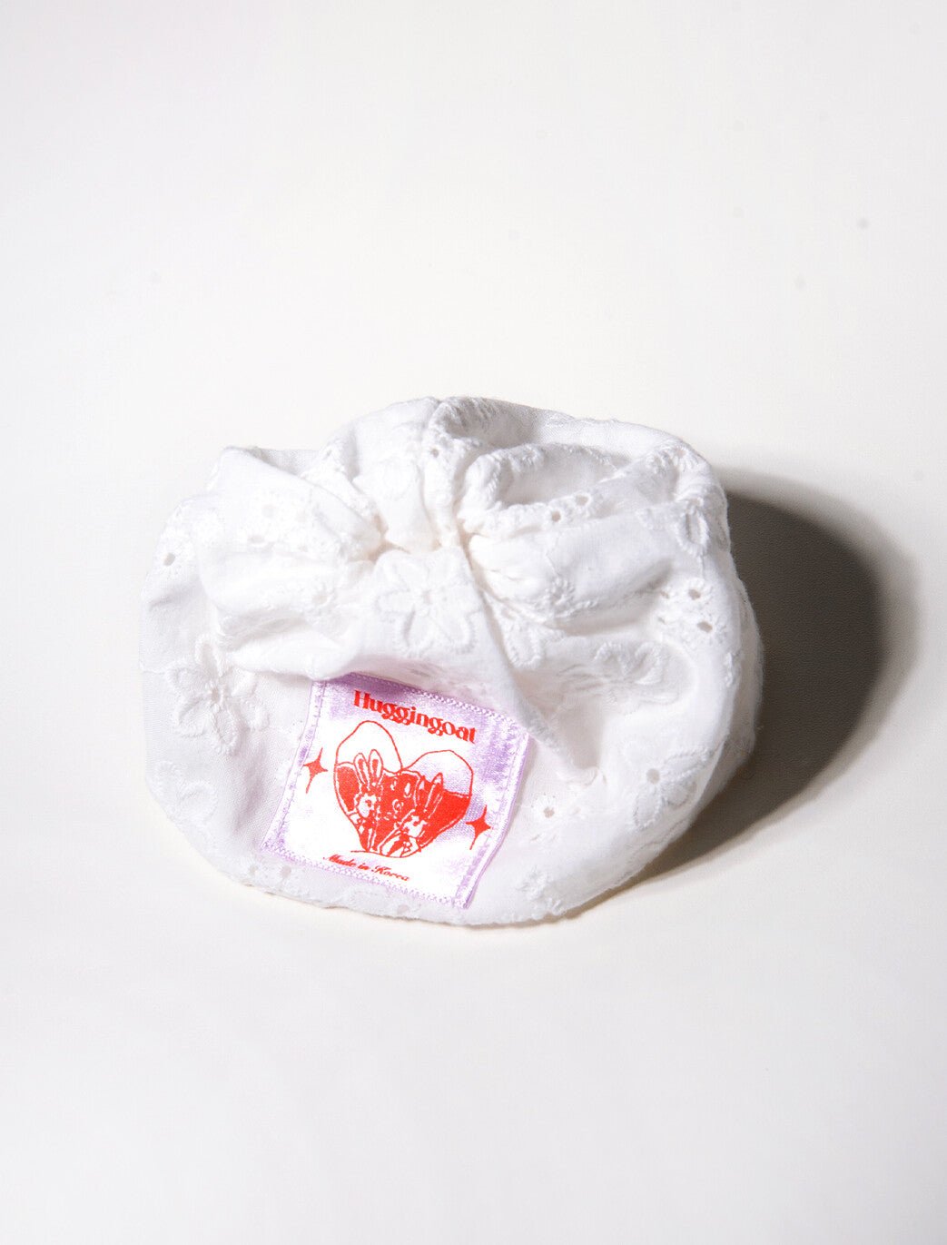 FLOWER PUNCHING SCRUNCHIE