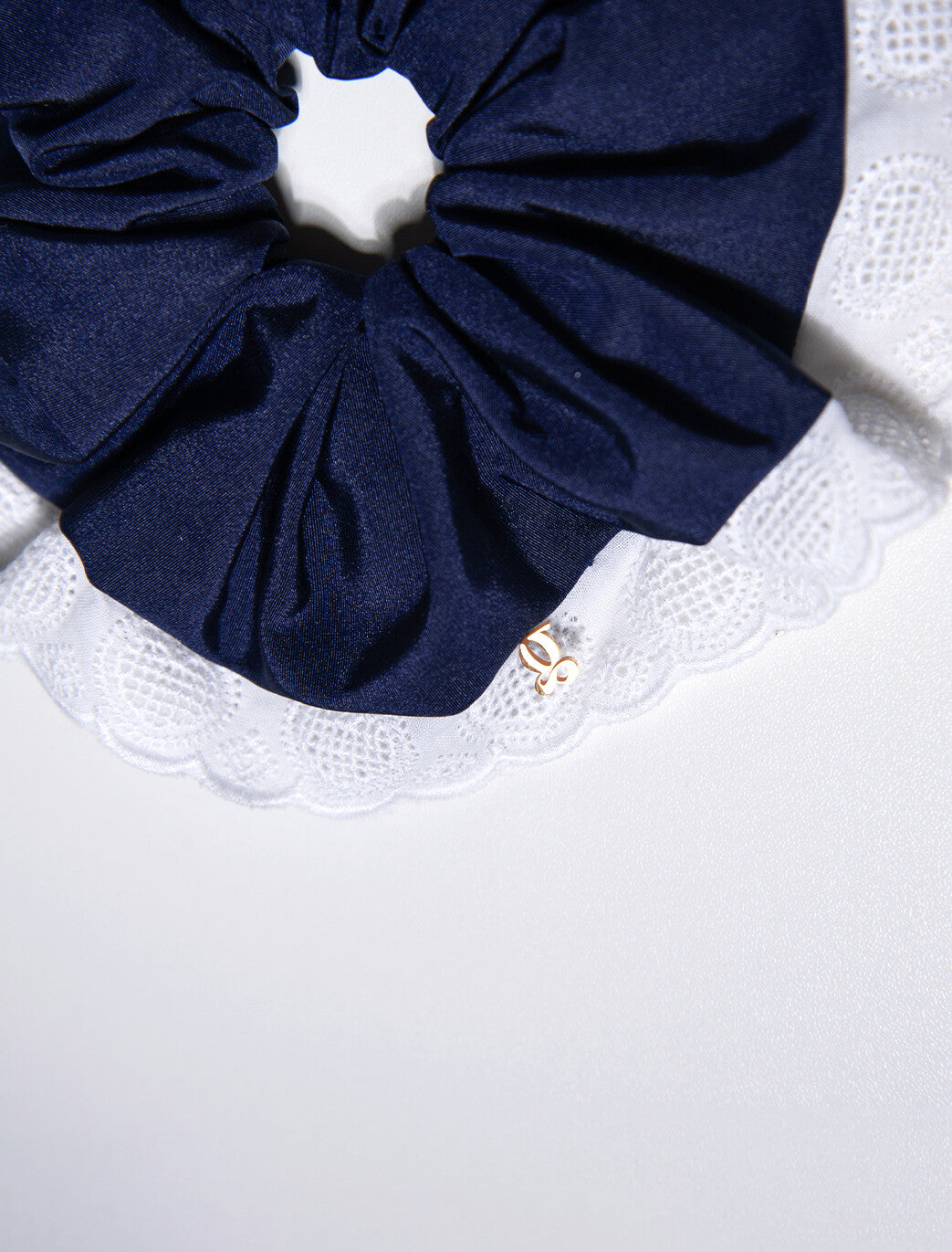 HEART WAFFLE SCRUNCHIE