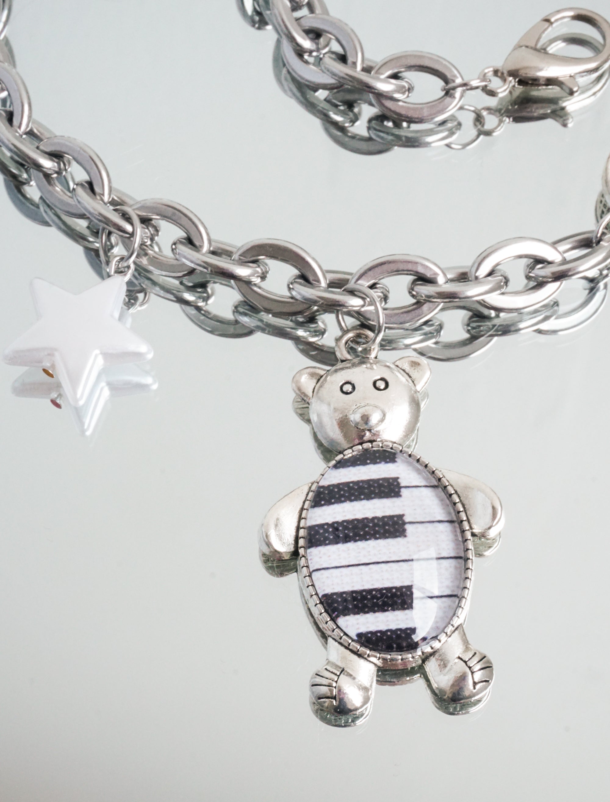 GIRLHOOD CHARM BELT (Chain/Belt)
